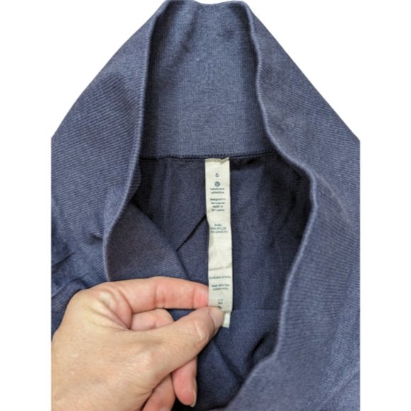 Lululemon In The Flow Crop II 6 - Picture 4 of 7